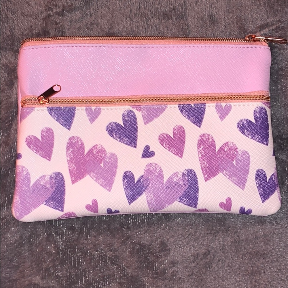 Cosmetic bag